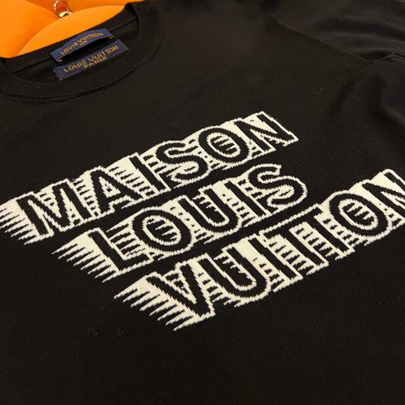 Louis Vuitton ‘Maison LV’ T-Shirt in size M - Picture 6 of 10